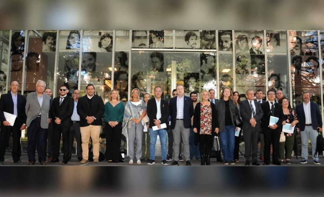 Defensores del Pueblo de todo el país defienden el financiamiento Universitario